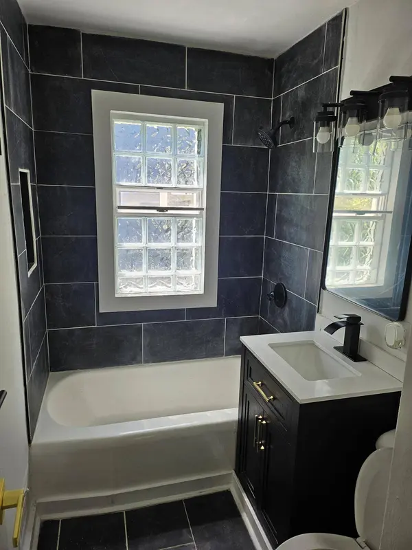 5914 N 37th 5916 St, Milwaukee, WI 53209