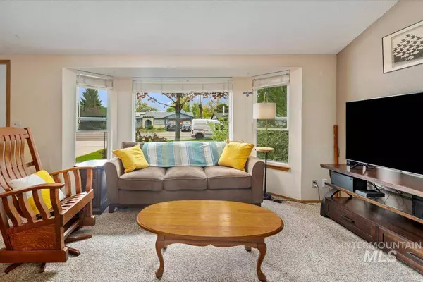 2261 N Linder, Meridian, ID 83646