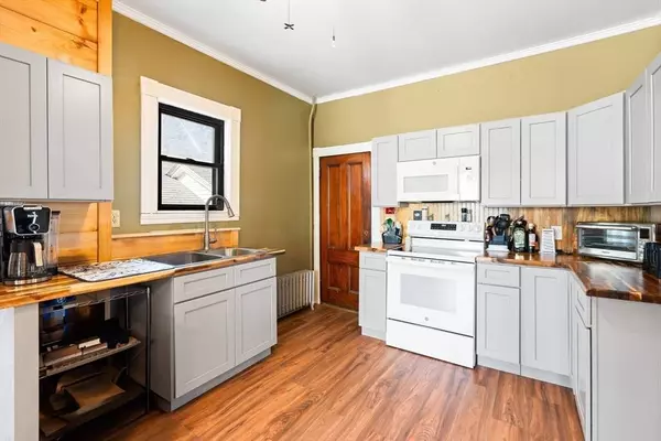 385 Exchange St, Athol, MA 01331