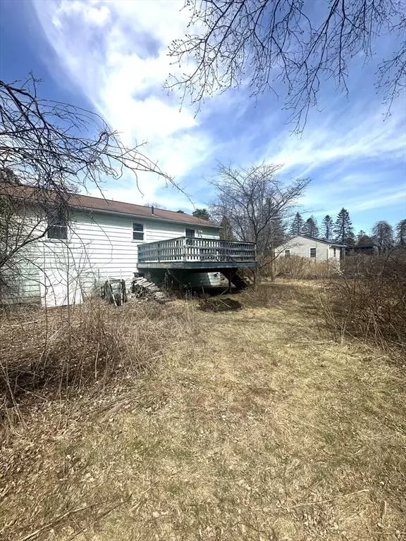 16 Sandrah Dr, Orange, MA 01364