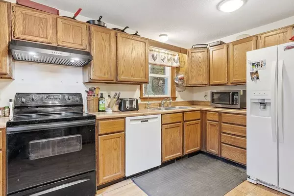 137 Eli Dr, Winchendon, MA 01475