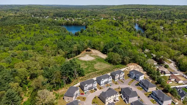 37 Pouts Ln #37, Uxbridge, MA 01569