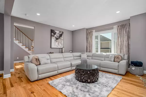 37 Pouts Ln #37, Uxbridge, MA 01569