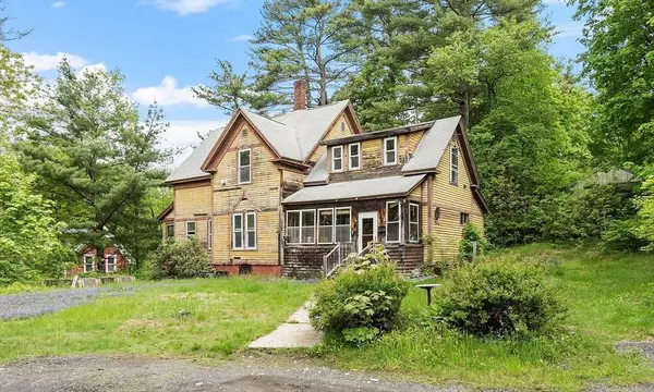 30 Cottage St, Orange, MA 01364