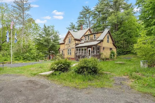 30 Cottage St, Orange, MA 01364