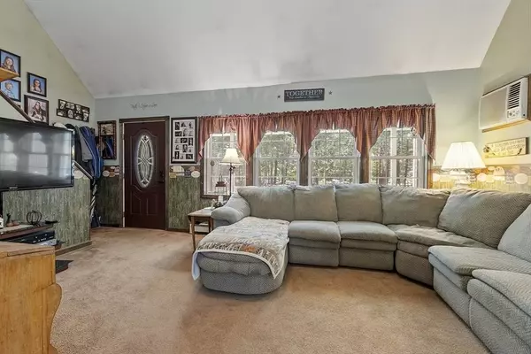 61 East Rd, Orange, MA 01364