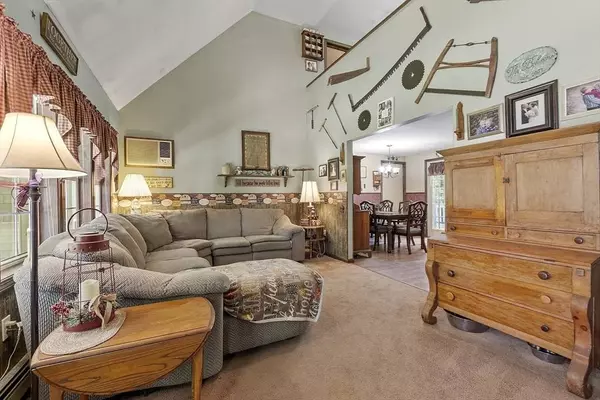 61 East Rd, Orange, MA 01364