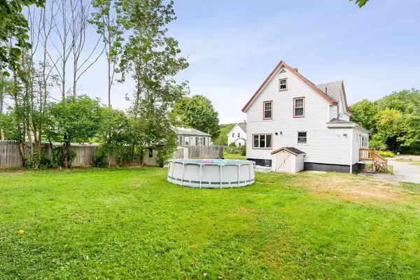 26 Crawford St, Gardner, MA 01440