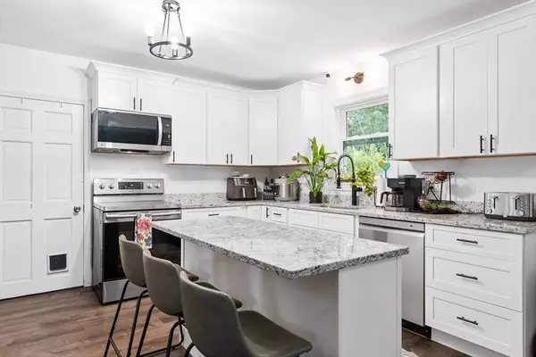 26 Crawford St, Gardner, MA 01440