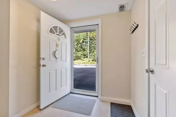 350 Riverbend St #109, Athol, MA 01331