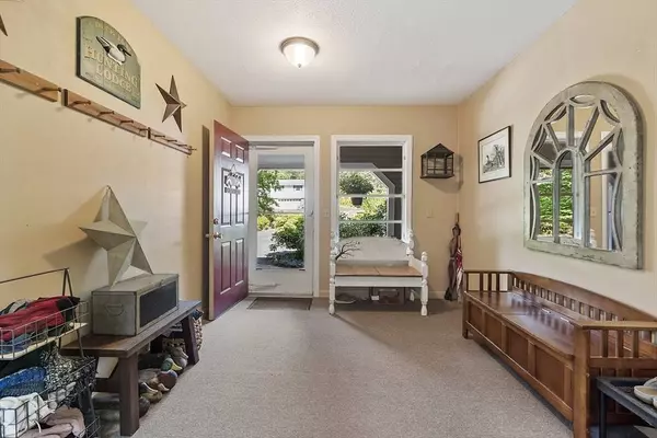 882 Old Keene Rd, Athol, MA 01331