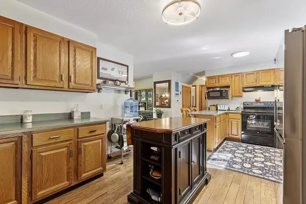 882 Old Keene Rd, Athol, MA 01331