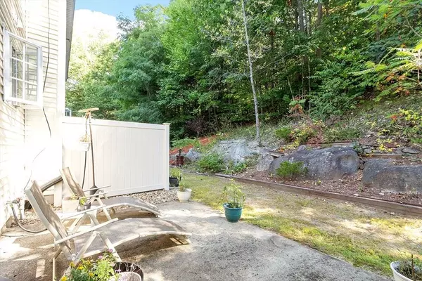 350 Riverbend St #109, Athol, MA 01331