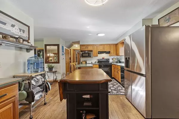 882 Old Keene Rd, Athol, MA 01331