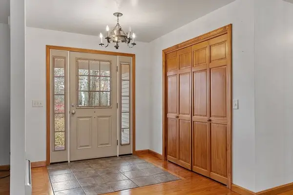 2978 Chestnut Hill Ave, Athol, MA 01331