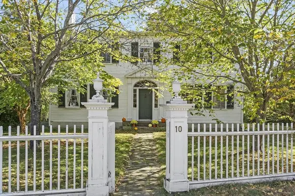 10 On The Cmn, Royalston, MA 01368