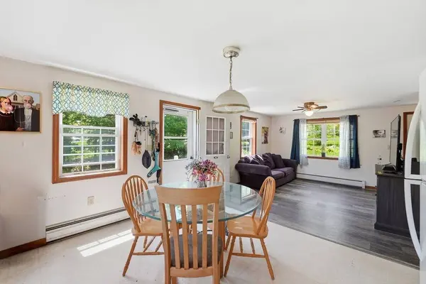277 Walnut Hill Rd, Orange, MA 01364