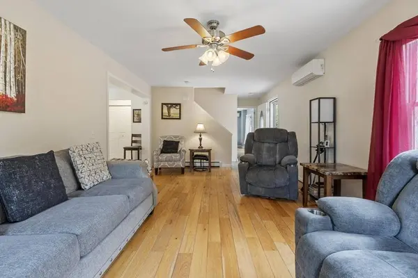 240 Farley Rd, Wendell, MA 01379