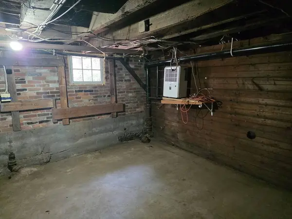 1783 Main St, Athol, MA 01331