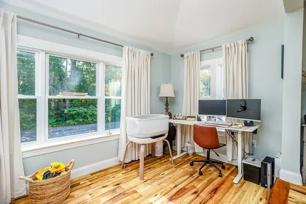 25 Benham St, Orange, MA 01364
