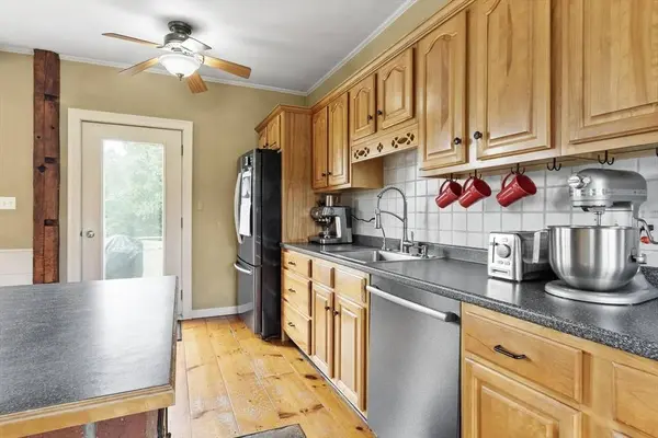 69 Winchendon Rd, Royalston, MA 01368