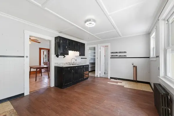 54 Franklin St, Athol, MA 01331