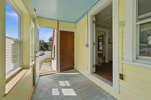 54 Franklin St, Athol, MA 01331