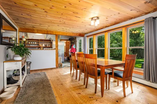 69 Lockes Village Rd, Wendell, MA 01379