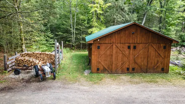 69 Lockes Village Rd, Wendell, MA 01379