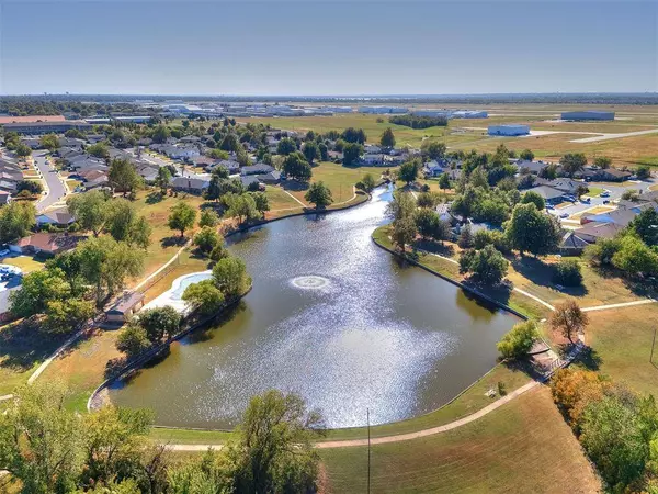 6721 Greenway DR, Oklahoma City, OK 73132