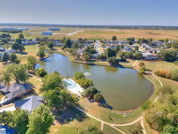 6721 Greenway DR, Oklahoma City, OK 73132