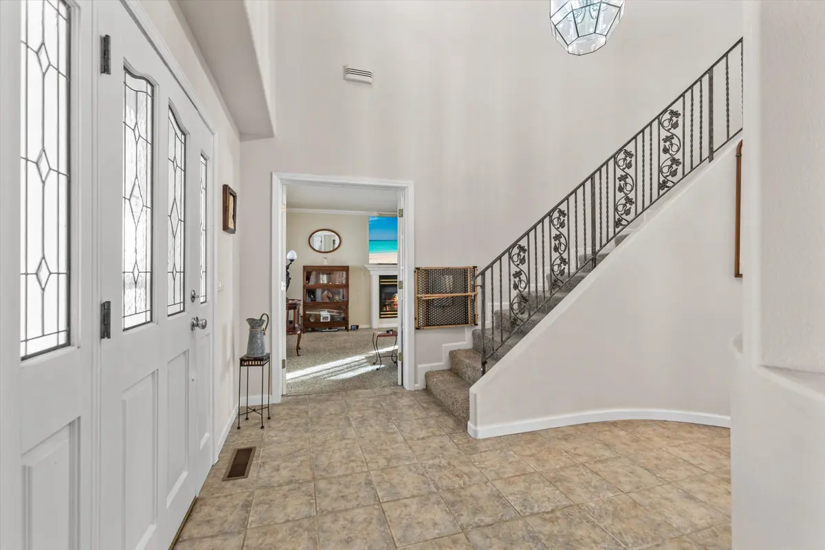 1326 Santa Cruz Dr, Minden, NV 89423-7519