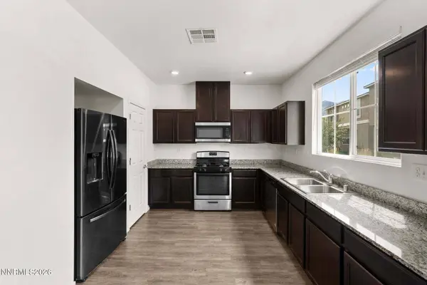9607 Nautical Mile RD, Reno, NV 89506