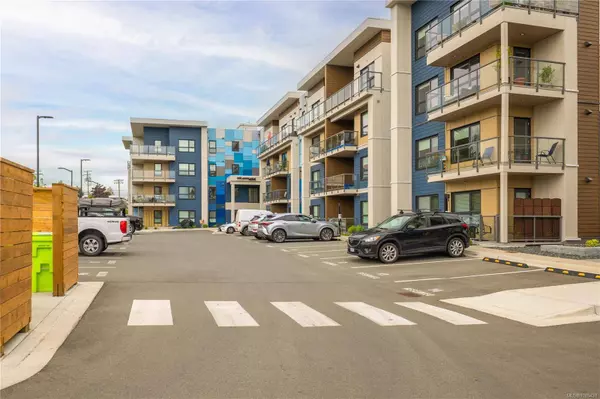 140 Jensen Ave W #212, Parksville, BC V9P 0H7