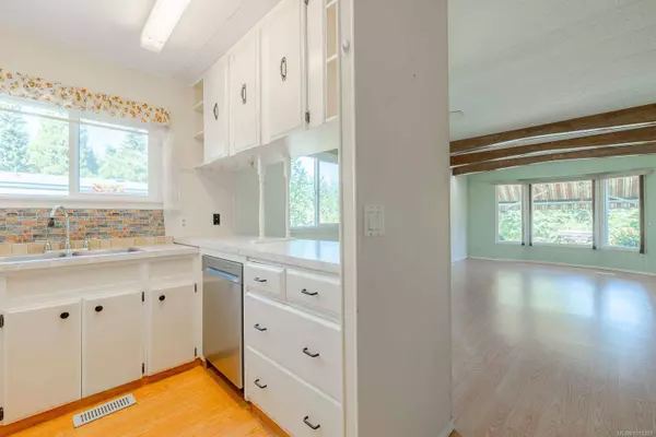 5150 Christie Rd #9, Ladysmith, BC V9G 1J2