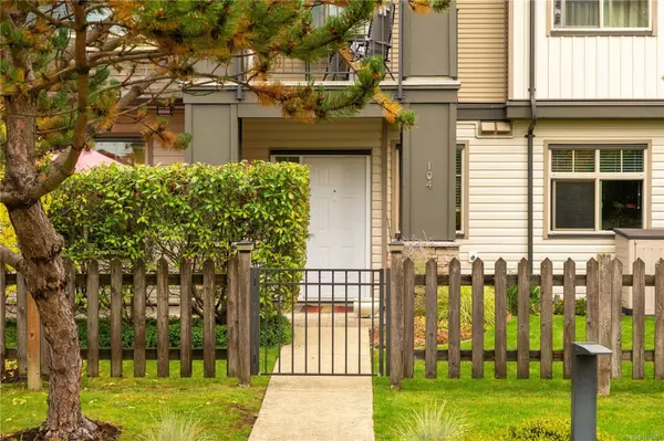 2111 Meredith Rd #104, Nanaimo, BC V9S 2N2