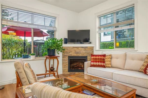 2111 Meredith Rd #104, Nanaimo, BC V9S 2N2