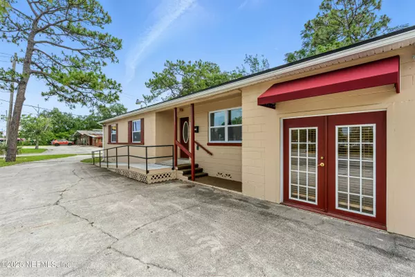 7120 MERRILL RD, Jacksonville, FL 32277