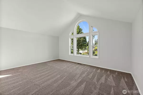 8011 89th AVE SW, Lakewood, WA 98498