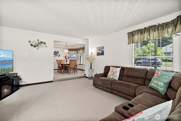 3022 S 367th CT, Federal Way, WA 98003