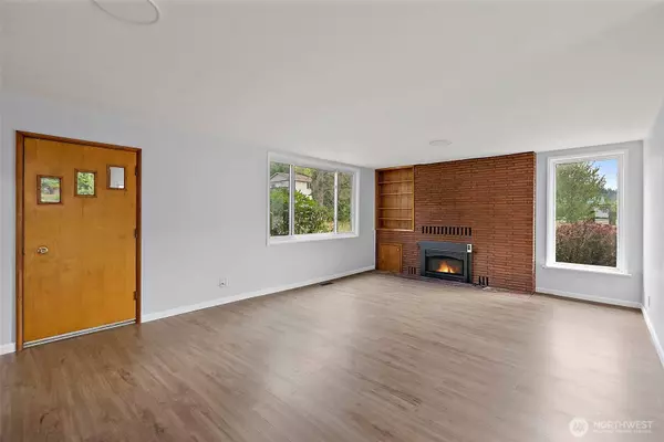 428 Coal Creek RD, Chehalis, WA 98532