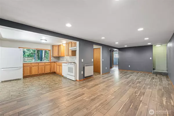 9712 Old Highway 99 SE, Olympia, WA 98501