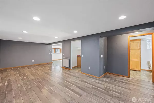 9712 Old Highway 99 SE, Olympia, WA 98501