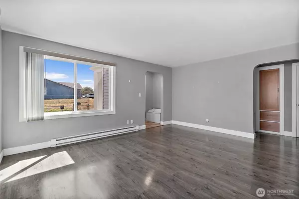 1221 111th ST S, Tacoma, WA 98444