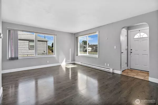 1221 111th ST S, Tacoma, WA 98444