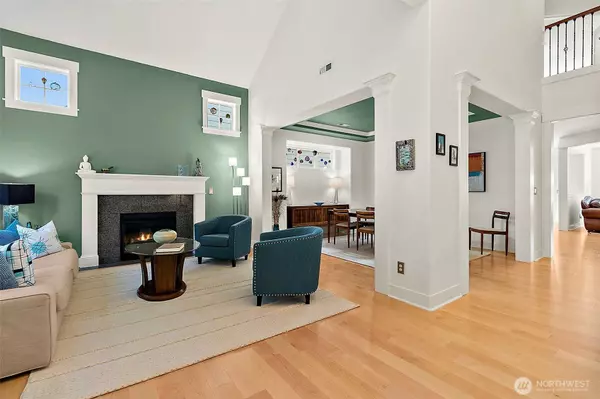 4917 NE 8th ST, Renton, WA 98059