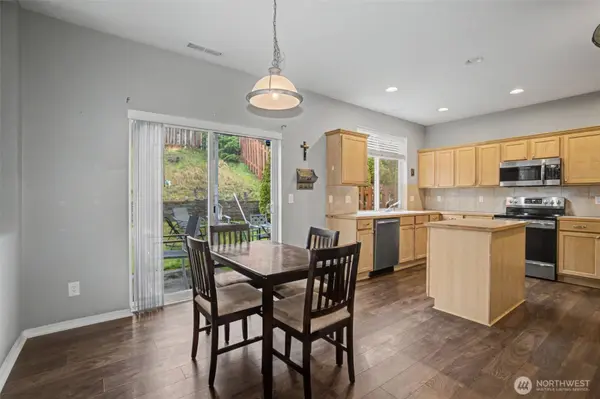 6528 Elizabeth AVE SE, Auburn, WA 98092