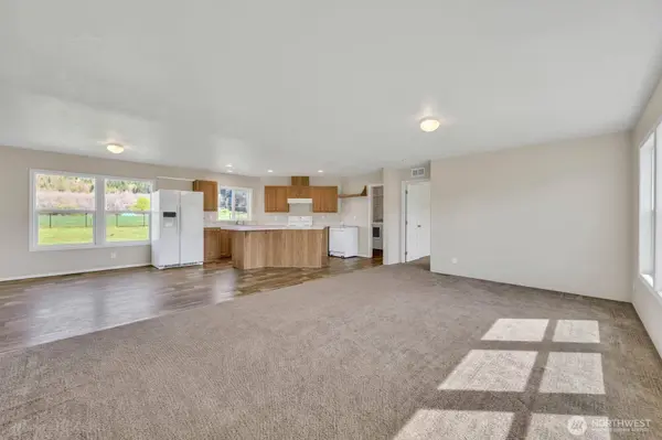 228 Mossyrock RD W, Mossyrock, WA 98564