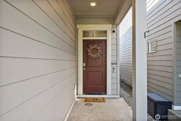 18418 107th AVE E, Puyallup, WA 98374