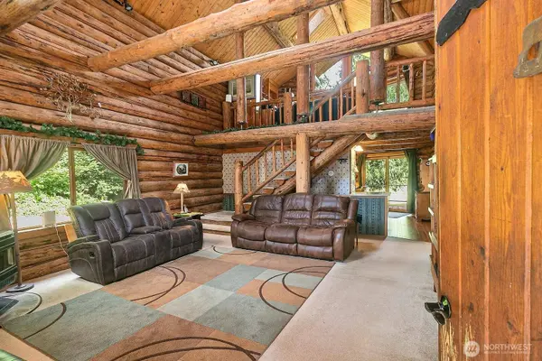 8643 Winslow DR SW, Olympia, WA 98512
